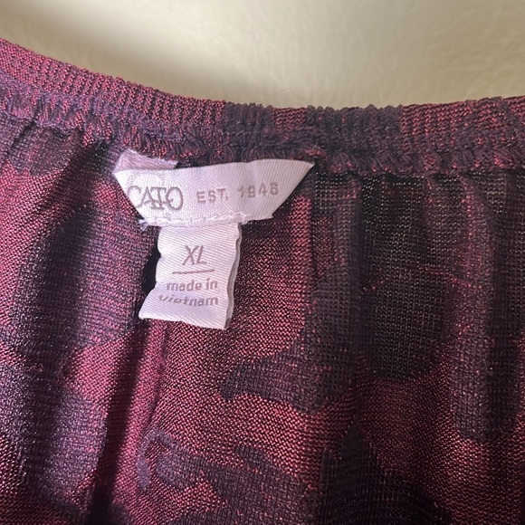 Cato Burgundy Floral Blouse size XL - Picture 3 of 5